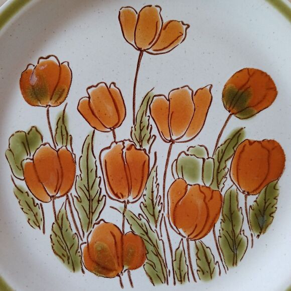 Spring Collection Stoneware 'Meadowbrook' Japan 11" Dinner Plate, Orange Tulips - Picture 2 of 5